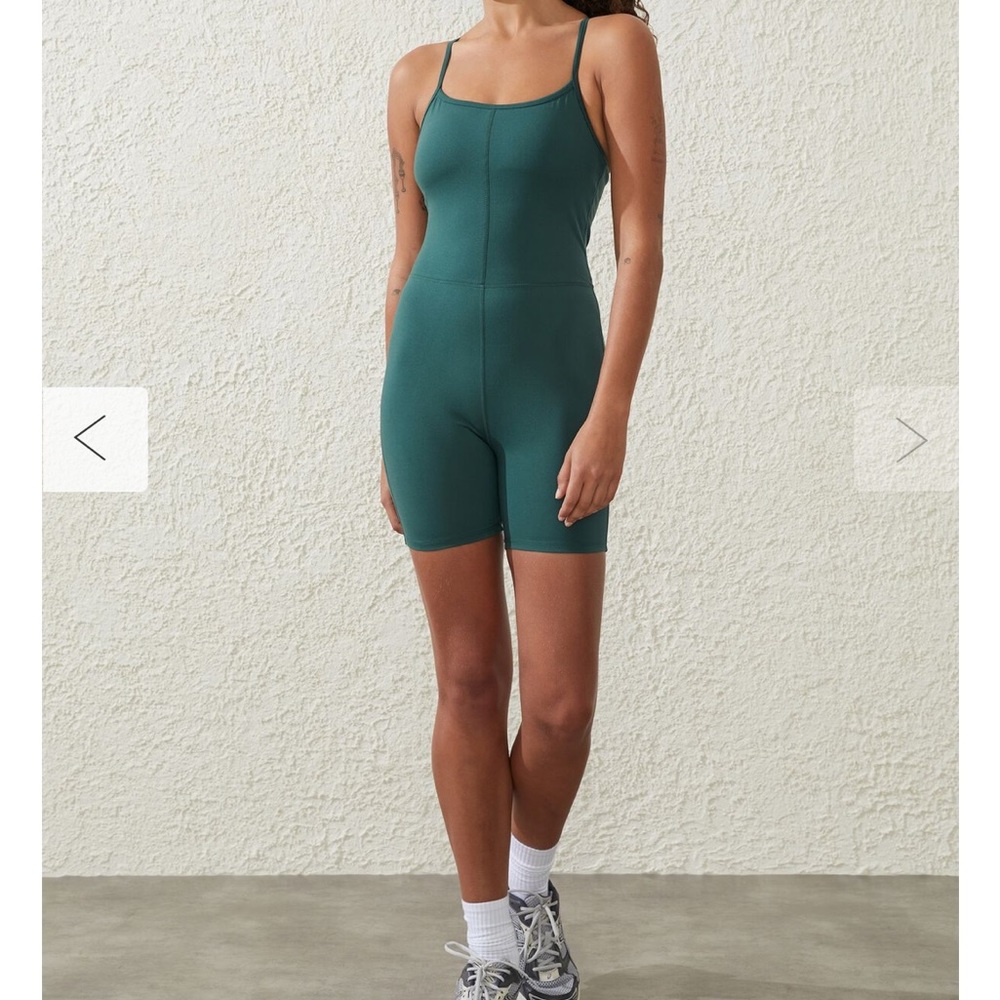 Ultra soft shoestring onsie